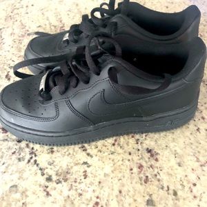 Kids Air Force 1 Unisex sneakers, excellent condition, barely worn